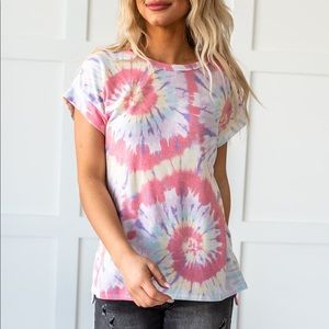 NWT Super Soft Tie-Dye top with cuffed sleeves 3X